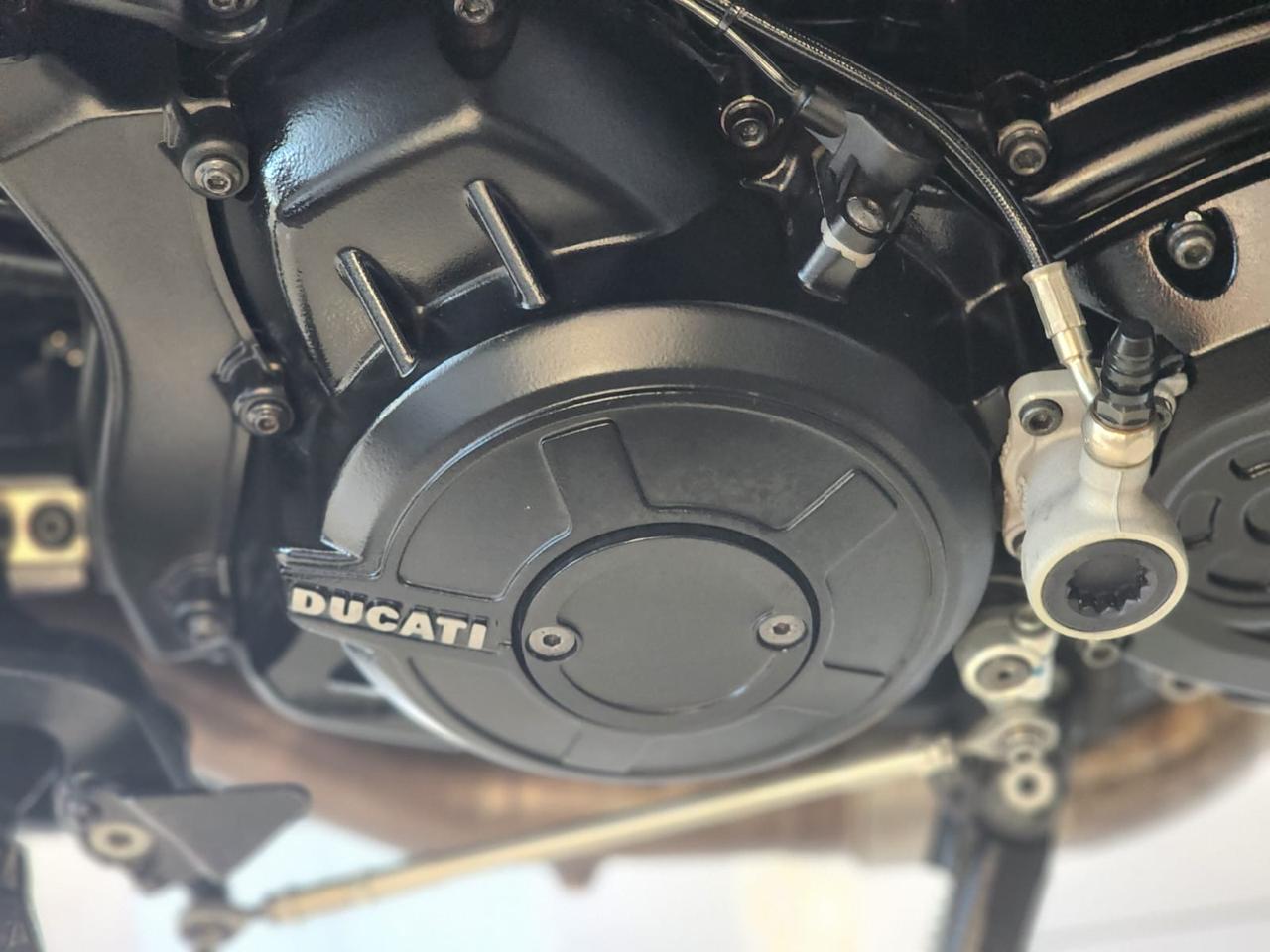 DUCATI XDIAVEL