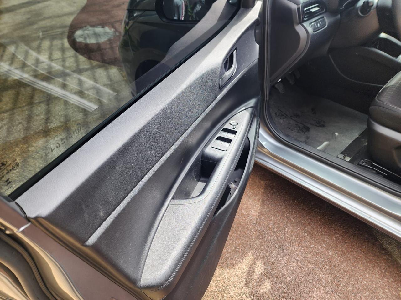 Hyundai HB20 confort 1.0