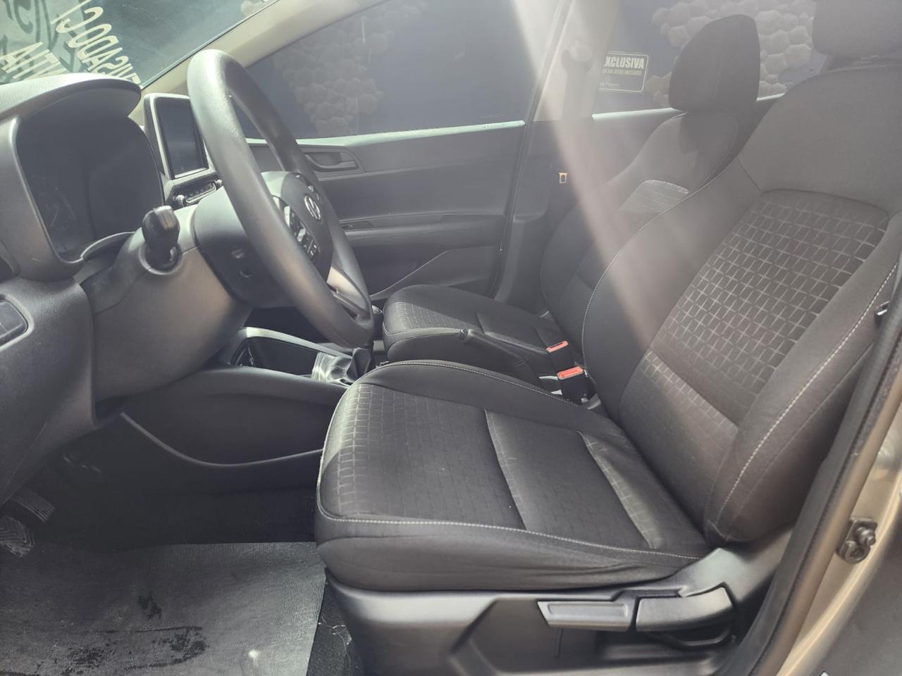 Hyundai HB20 confort 1.0