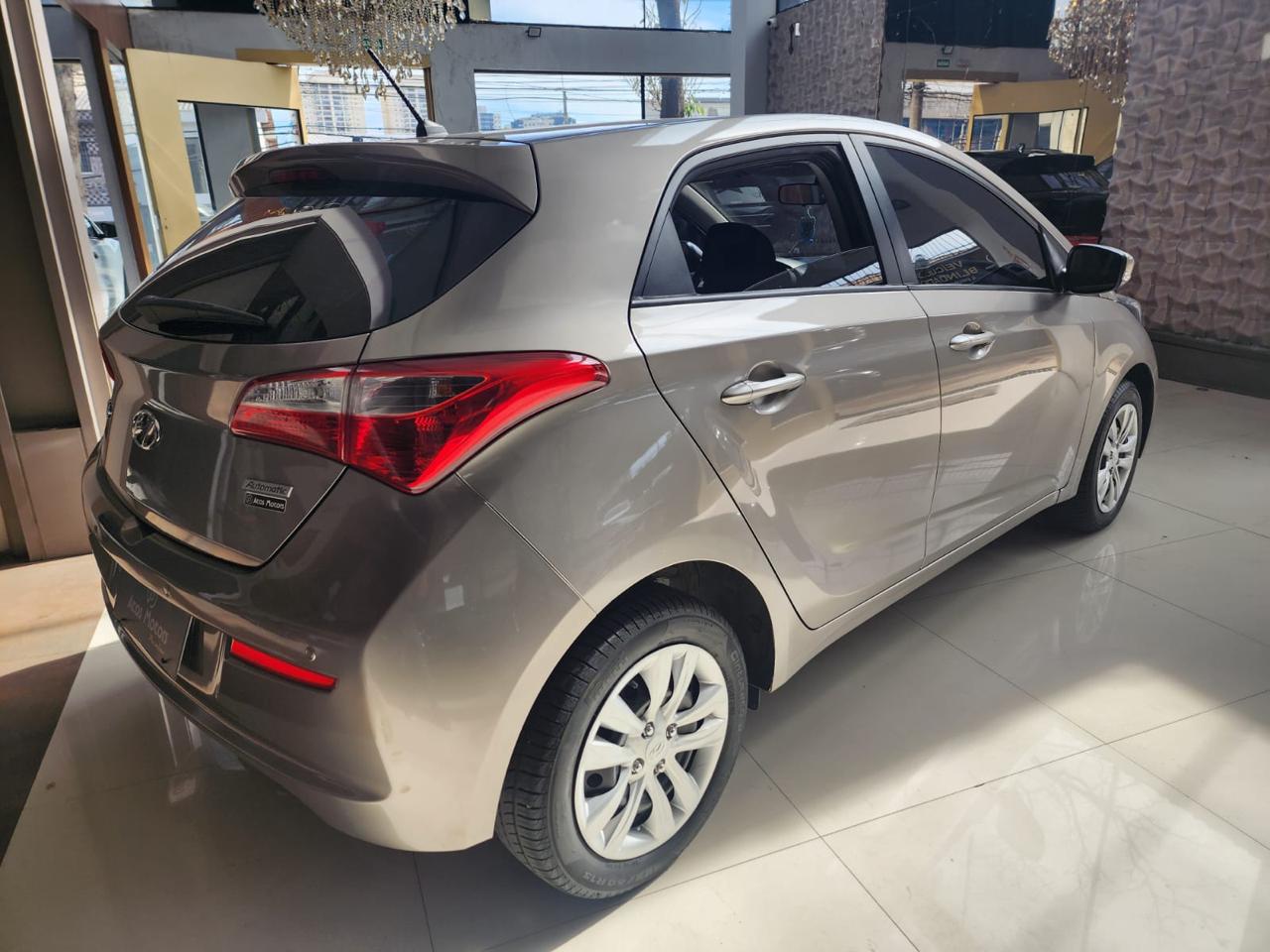 Hyundai HB20 confort 1.6 aut