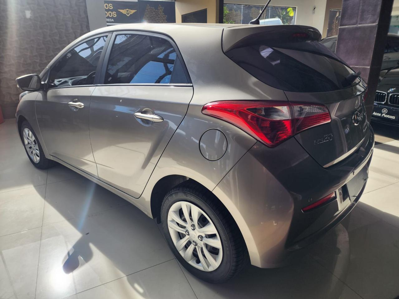 Hyundai HB20 confort 1.6 aut