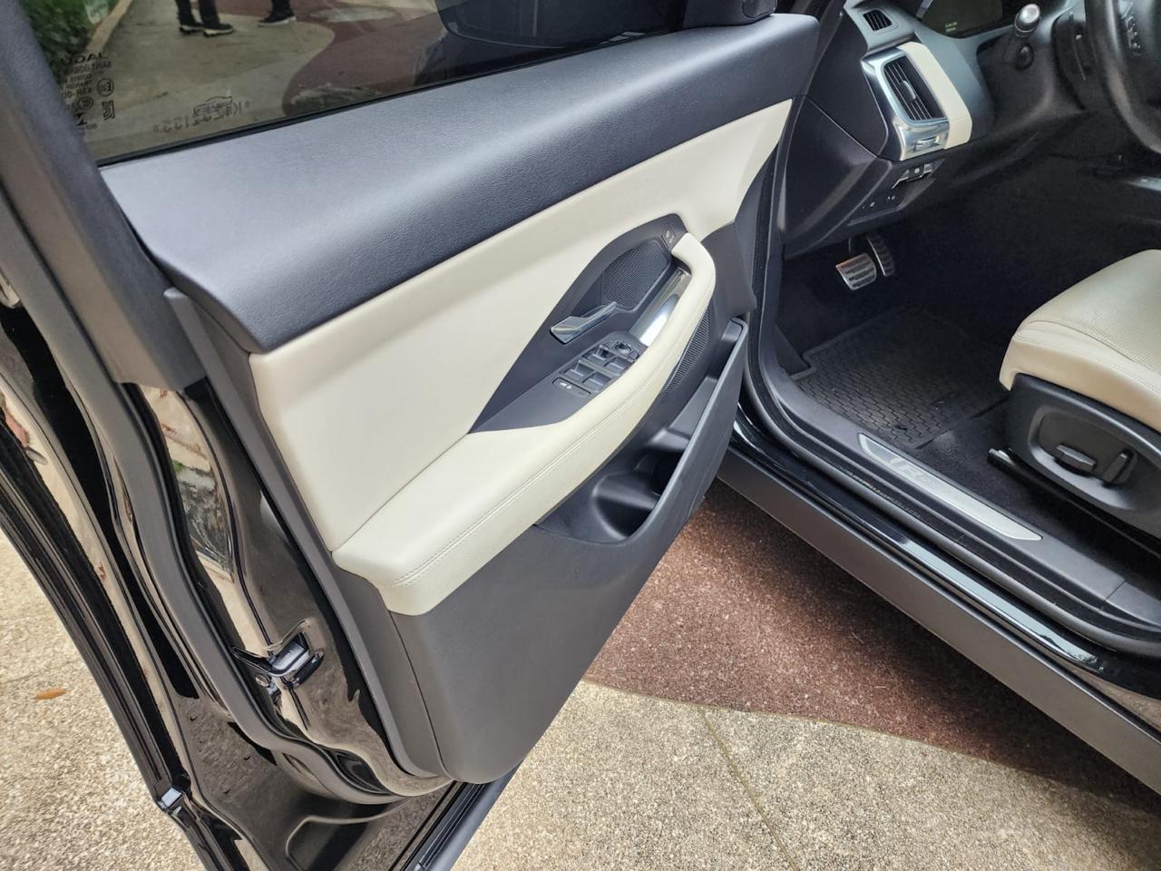 Jaguar E-Pace P250 Dynamic