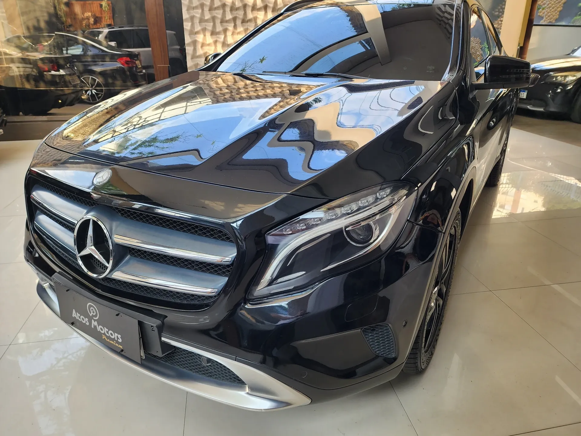 MERCEDES-BENZ GLA 200