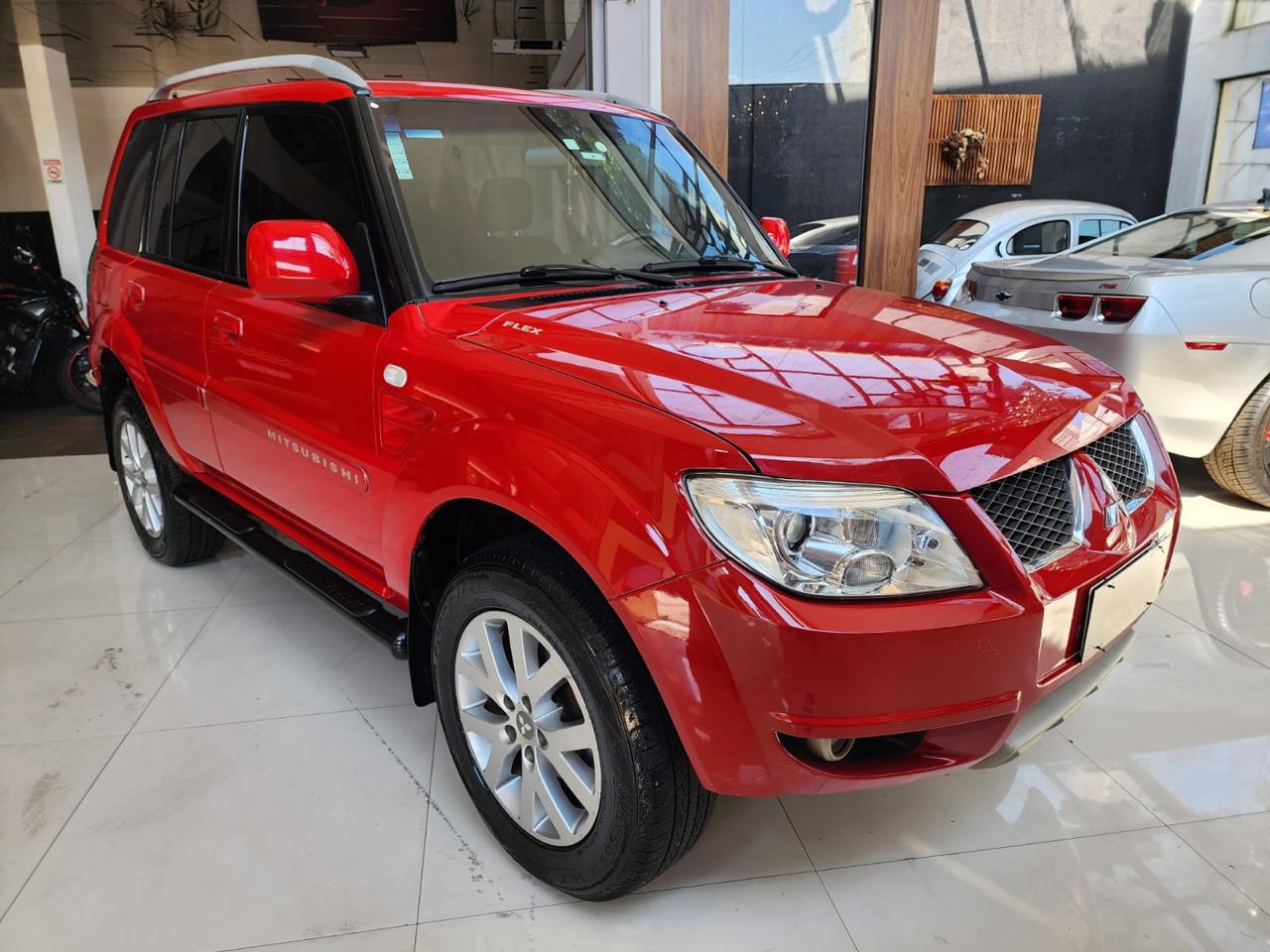 Mitsubishi Pajero Tr4