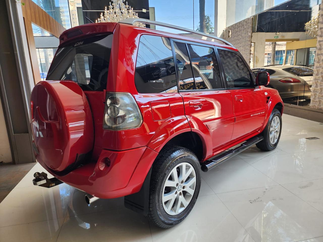 Mitsubishi Pajero Tr4