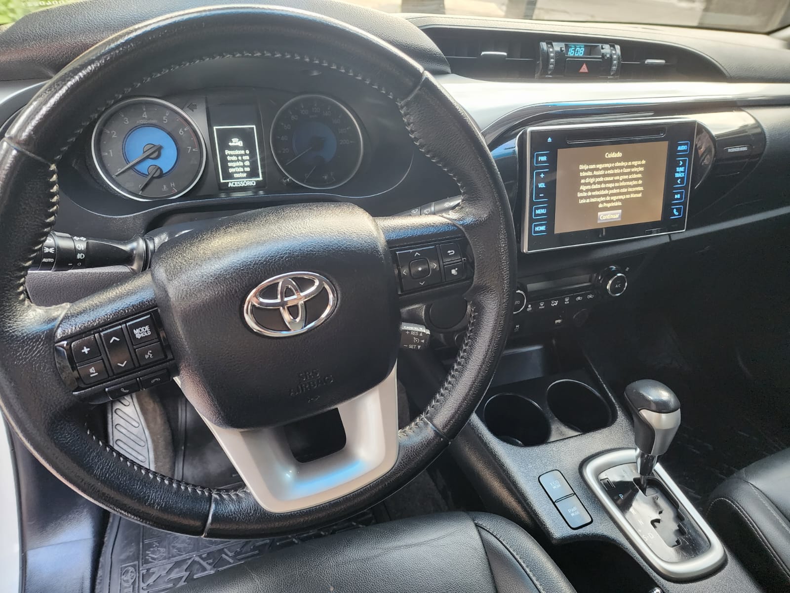 Toyota Hilux CD 2.7 4x2