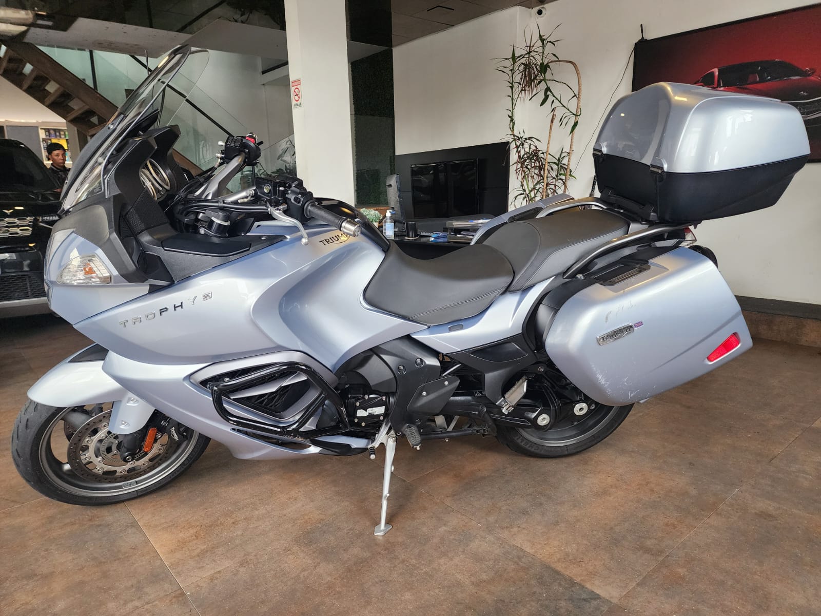 Triumph Trophy SE 1200