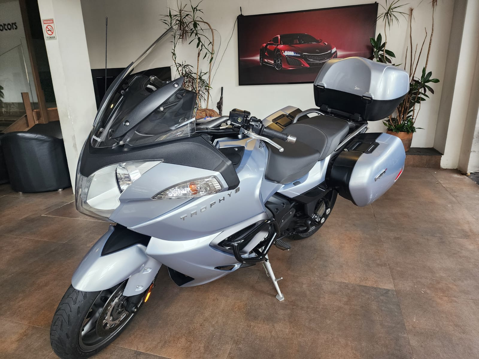 Triumph Trophy SE 1200